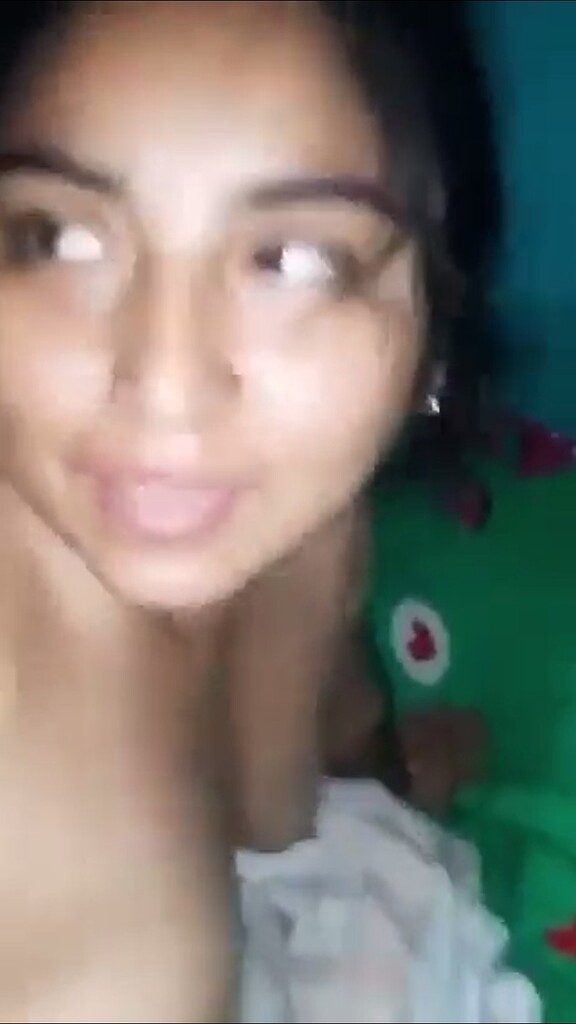 Mexican Wants a lot of cum in her ass - Leaked